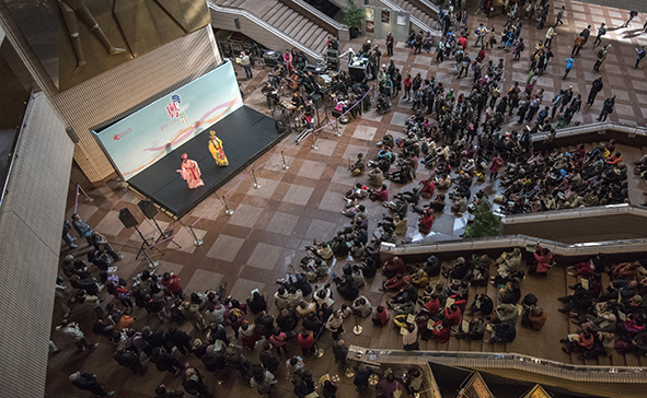 The free performance at the Foyer attracted a large number of audience